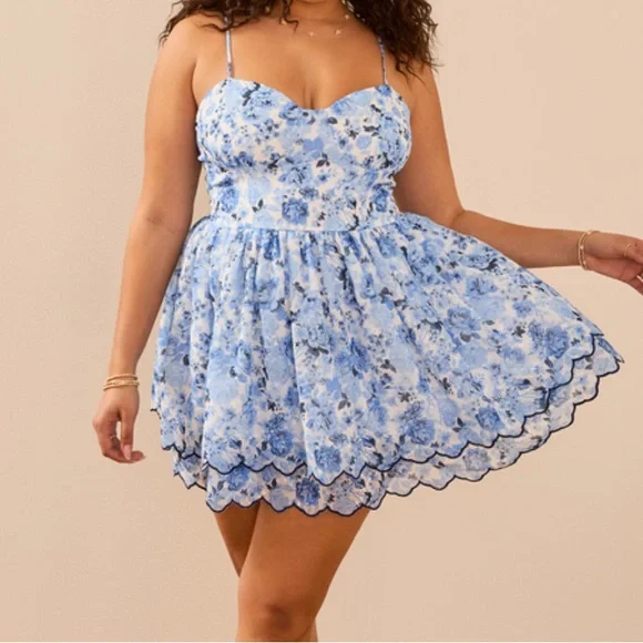 white christmas dresses Arula Nadine Floral Maxi Dress NWT – Our Sunshine Boutique